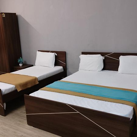 6 Cr Hotel Natraj Railway Station Аурангабад Экстерьер фото